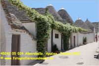 45242 05 024 Alberobello, Apulien, Italien 2022.jpg